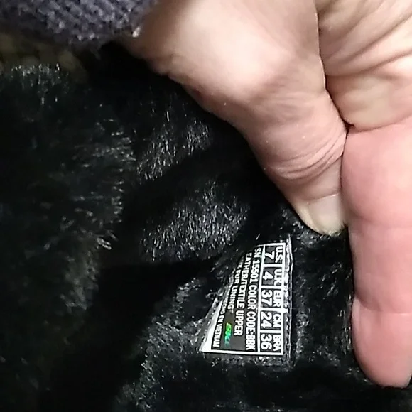 Women's Skechers Black Gen5 Fur-Lined Boots size 7 - Picture 8 of 10